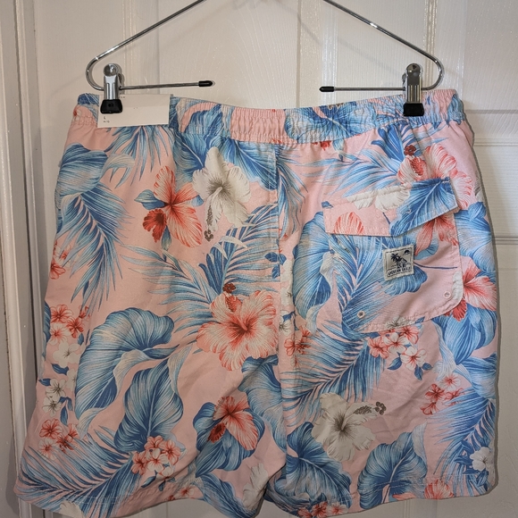 NWT American Eagle Mens 7in swimming trunks with builtin boxer brief liner. - Picture 2 of 6